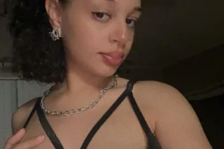 ATRACTIVA SEXY ELEGANTE LATINA DISPONIBLE 24\7 🥰😋 ME GUSTA CHUPAR 👅👅👅💦💦💦 - Image 3