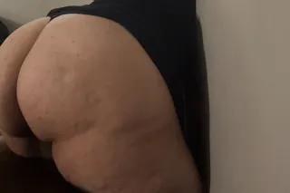 come play with me...im bored baby - Image 1